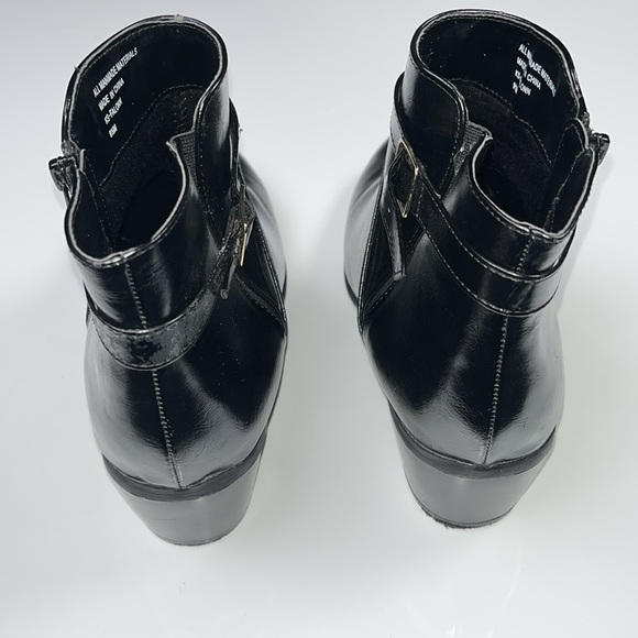 Karen Scott Falonn Black Low Cut Ankle Booties 9.5 - Picture 4 of 7